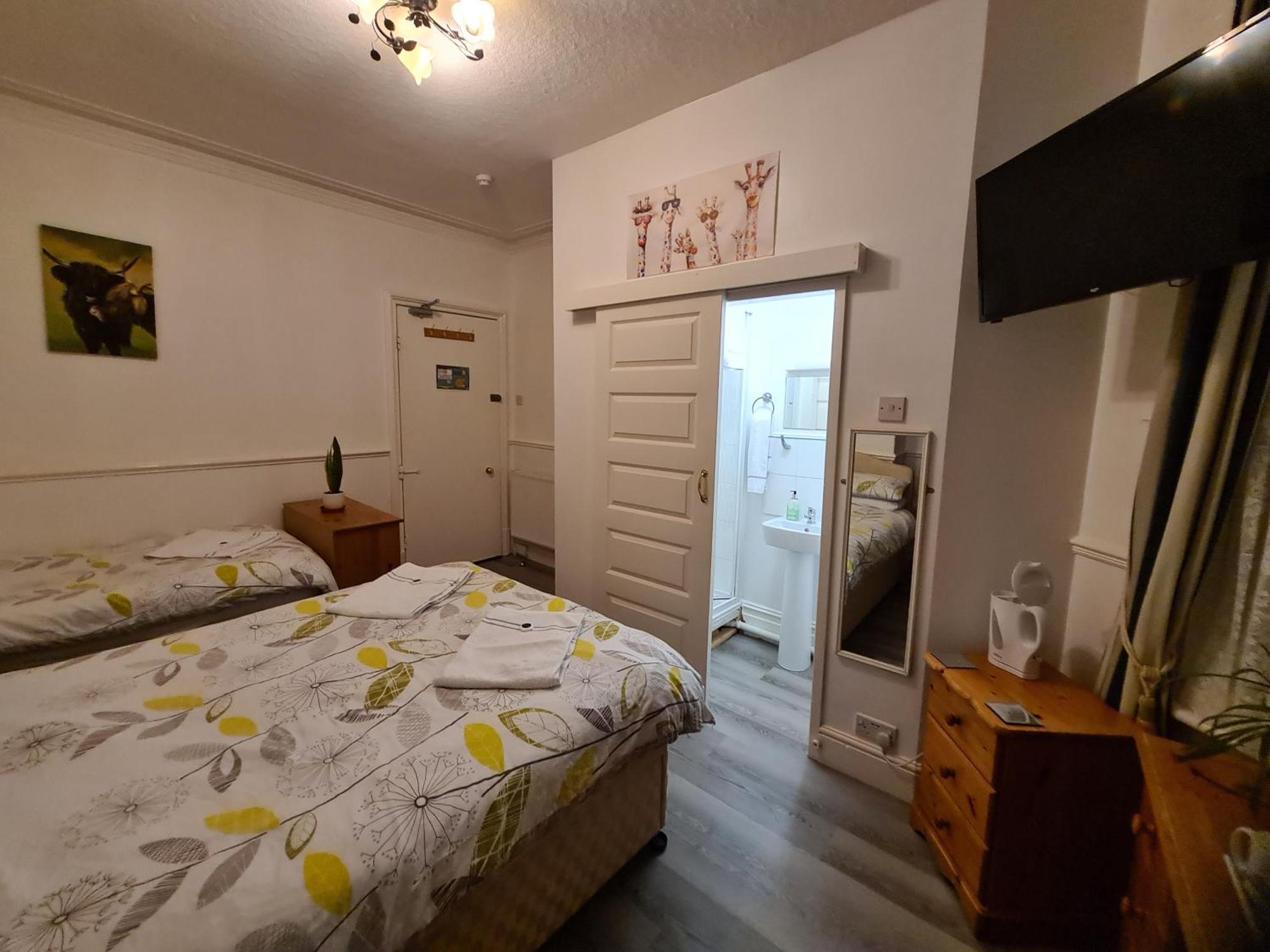 Beachdene Guest House Skegness Bagian luar foto